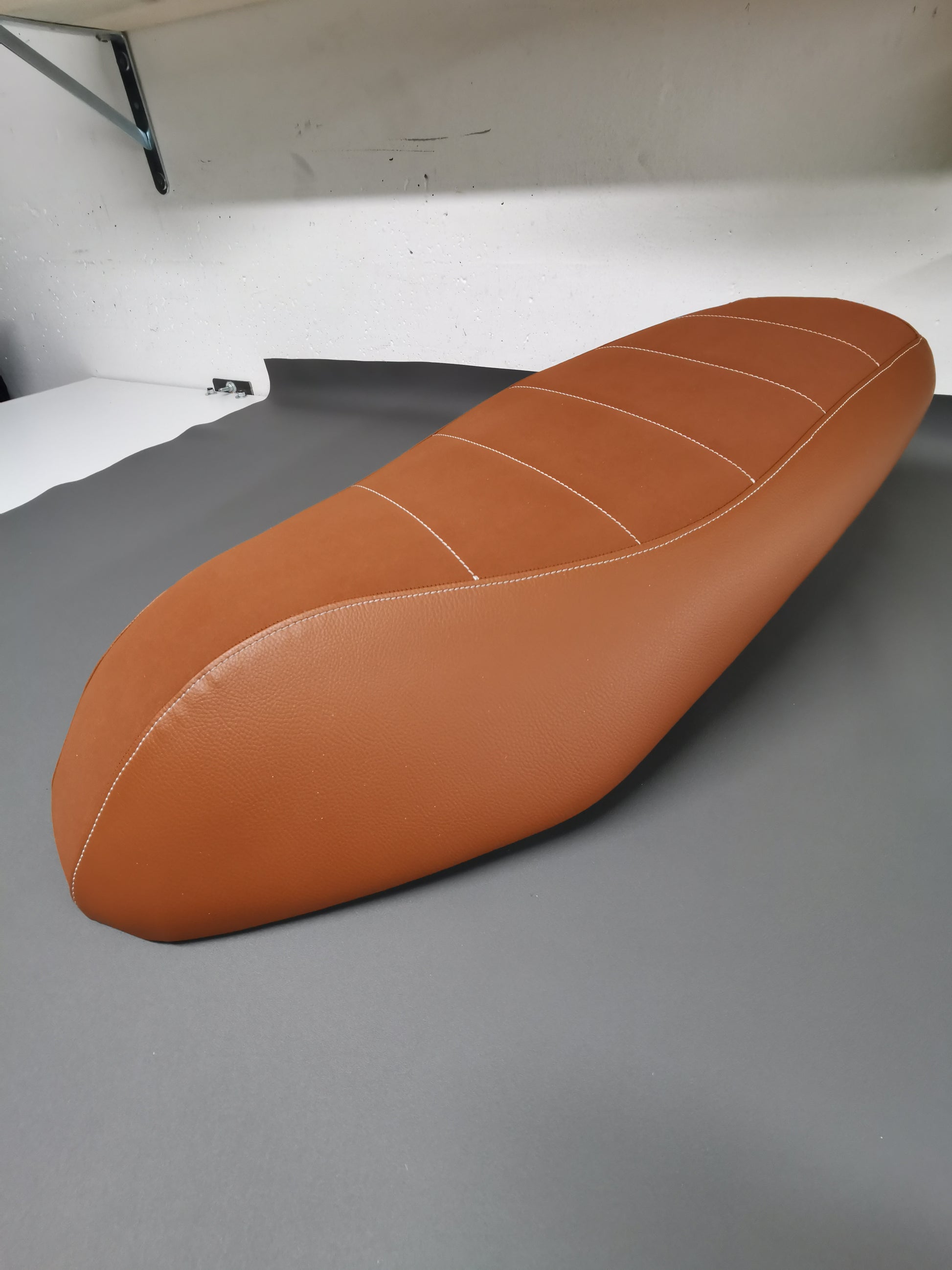 Rifacimento imbottiture e rivestimenti selle moto